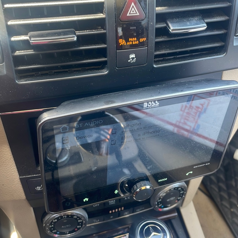 Boss radio station